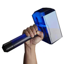 botella de plastico con el diseño del Mjolnir